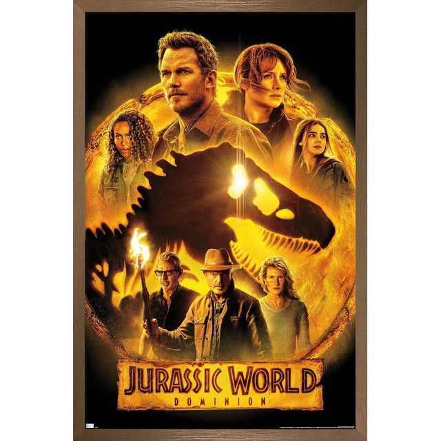 Monde Jurassique : Dominion - Affiche Murale de Groupe un, 14,725 Pouces x 22,375 Pouces Affiche Encadrée Présentant une Grande silhouette de Crâne T-Rex Noir Lumineux avec une Lumière Jaune-Orange au Centre. Sept Personnages Sont Disposés Autour du Crâne en Deux Rangées, Illuminés par la Lueur Chaleureuse. le Bas Montre le Titre du Film « Monde Jurassique Dominion » en Lettres Texturées Audacieuses sur un Fond Semblable à de la Pierre. le Cadre Est en Bois Brun Moyen avec une Finition Propre et