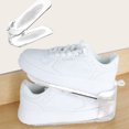 thumbnail image 1 of Étagère à Chaussures en Plastique Réglable à Trois Niveaux pour Dortoir Rangement et Organisation, 1 of 1
