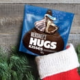 thumbnail image 3 of Chocolats HERSHEY'S HUGS (rouge, vert & argent), 3 of 5