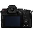 thumbnail image 3 of Panasonic Lumix S5 Appareil Photo Sans Miroir (DC-S5BODY) + Moniteur 4K + 2 x Carte Mémoire 64 Go + Sac + Lecteur de Carte + Lumière LED + Logiciel Photo Corel + Micro Rode Compact + Trépied Flexible + Sangle de Main + Plus, 3 of 8