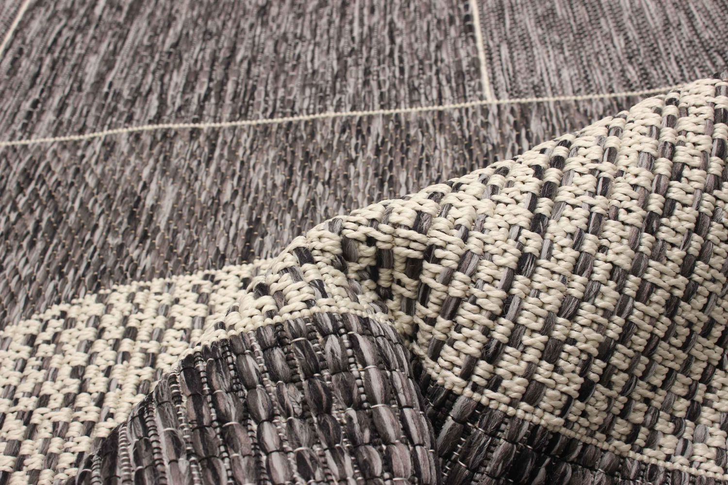 ECARPET Bodhi Nautical Coastal Area Rug for living room, bedroom, dining entrance, hallway and more.