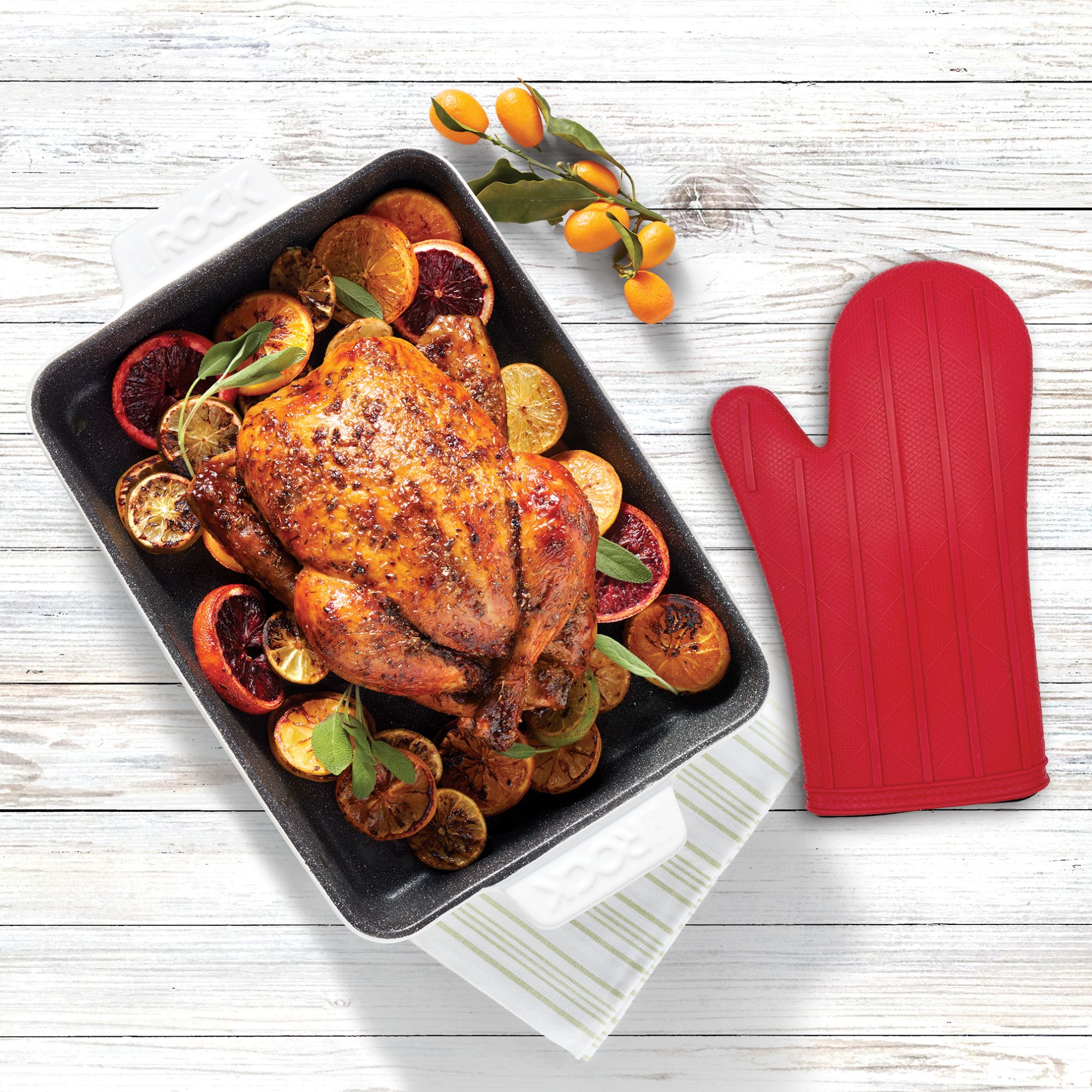 Starfrit Silicone Oven Mitt, Heat Resistant to 464°F, Non-Slip Grip, Reinforced Thumb, Cotton Lining, Redesigned Shape for Comfort, 12 In Long