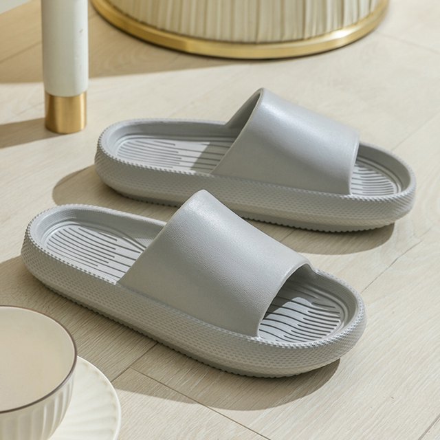 Slip-on Slippers Summer Unisex Non-Slip Bathroom Thicken Bottom Slippers