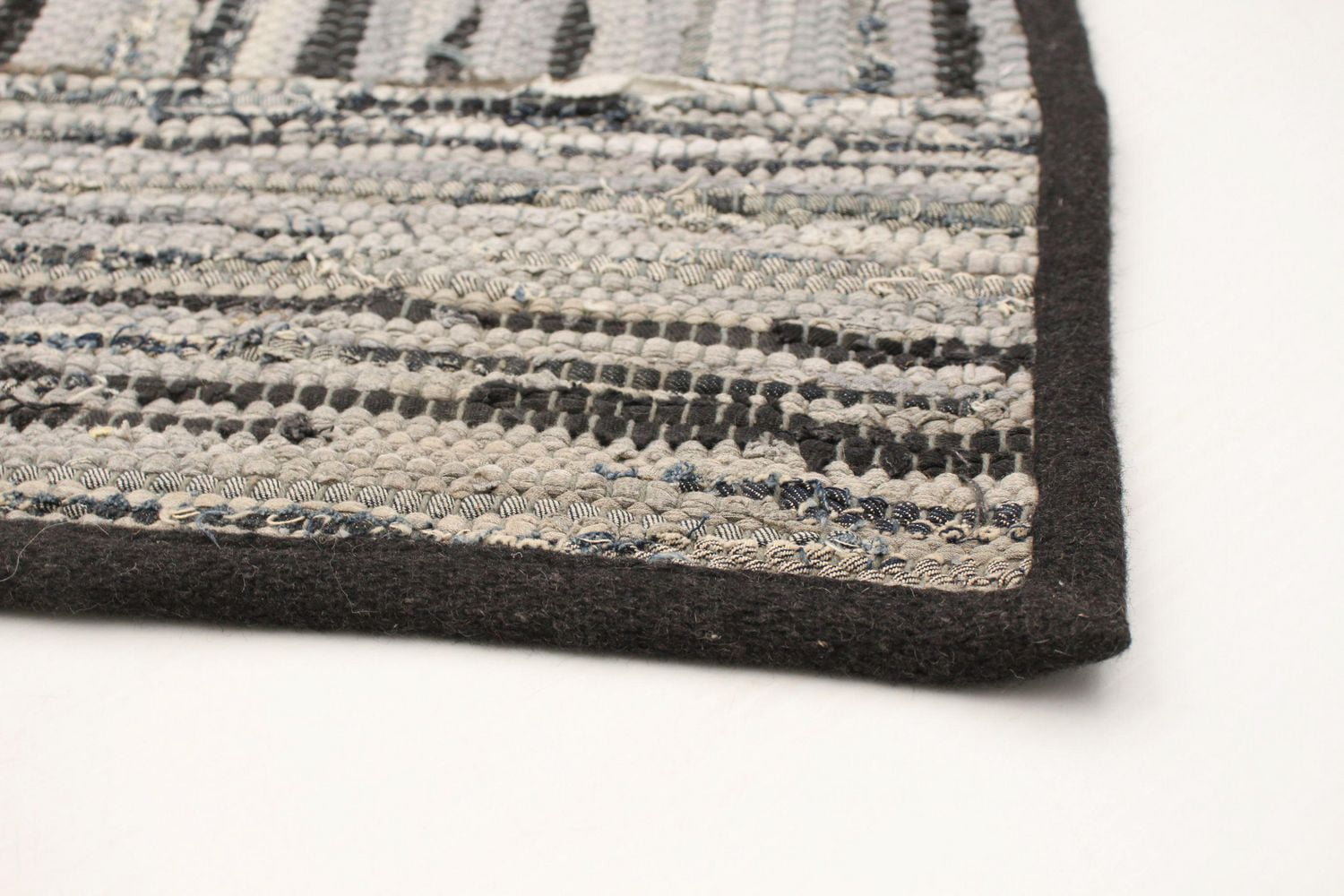 ECARPETGALLERY Tapis Fait à la Main pour Salon, Salle à Manger et Chambre à Coucher Transitionnel Collection Moldovia Patch 5'9" x 7'9" en Gris
