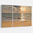 thumbnail image 3 of Design Art - Plage de Sable Tropical Sombre au Coucher du Soleil, 3 of 3