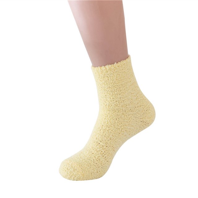 cfhntfmh Womens Fuzzy Socks Soft Cozy Solid Color Socks Winter Plush Warm Slipper Socks for Ladies Fall Winter Socks