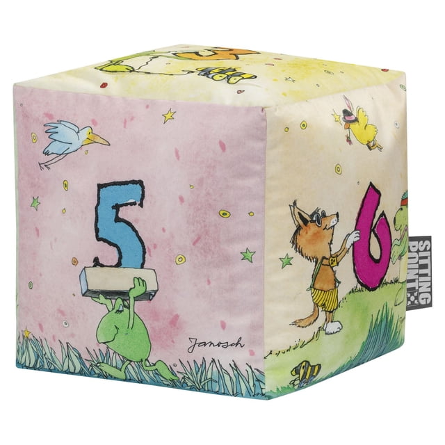 Janosch Pouf Cube pour Enfants, un Repose-Pieds Pouf en Microfibre de 16 Pouces Imprimé avec des Personnages Colorés du Livre d'Histoires Janosch Tenant les Chiffres 5 et 6, Rempli de Billes de Polystyrène Fermes pour le Soutien, Convient aux Salles de Jeux, aux Chambres Ou aux Coins Lecture.