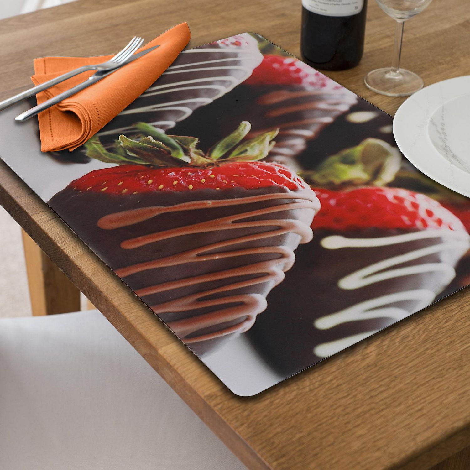 Set De Table En Plastique Fraise Enrobée De Chocolat - Lot De 12