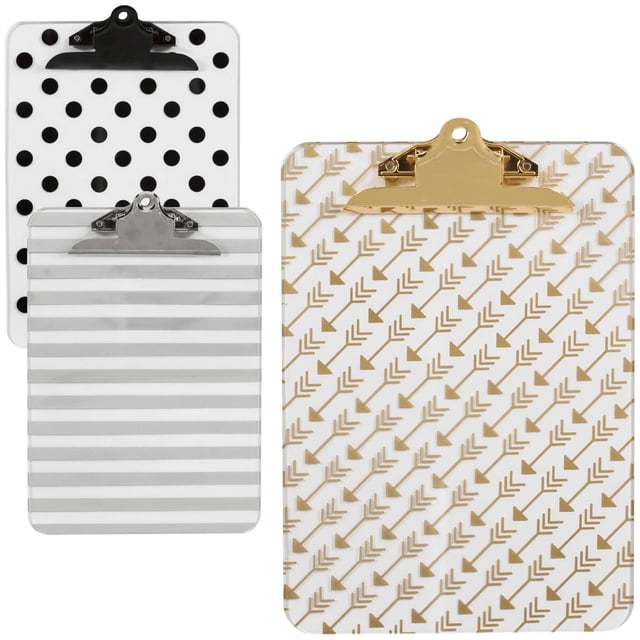 Planches à clip de Mode Assorties, Lot de 3 avec des Planches à clip Format Lettre Présentant des Pois Noirs avec une Pince Noire, des Rayures Horizontales Grises avec une Pince Argent, et un Motif de Flèches Dorées avec une Pince Dorée, Convenant à l'Utilisation au Bureau et à l'École et à l'Organisation de documents.