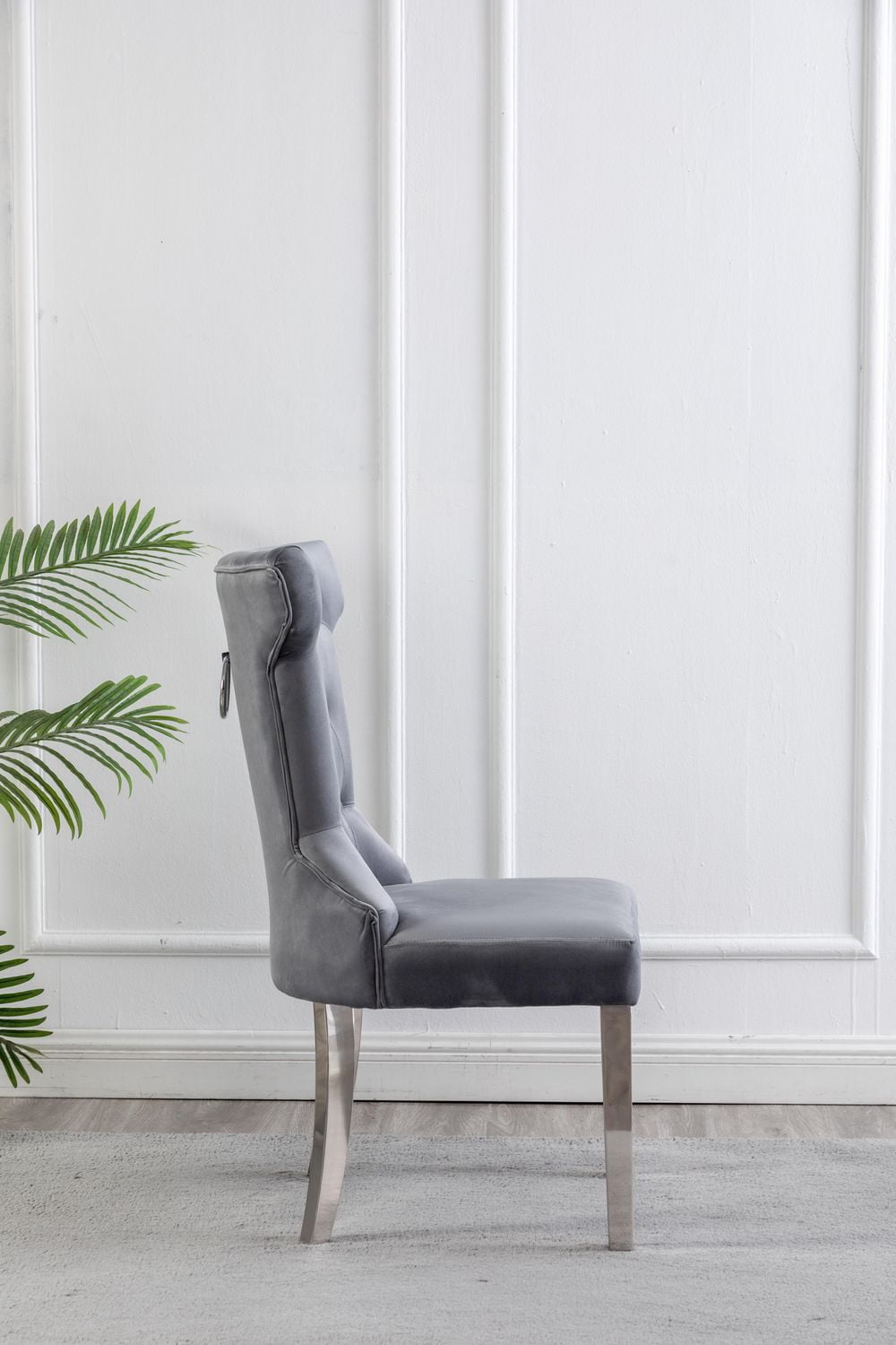 Chaises de salle à manger K-Living Orica en velours capitonné gris avec pieds en acier inoxydable (lot de 2)