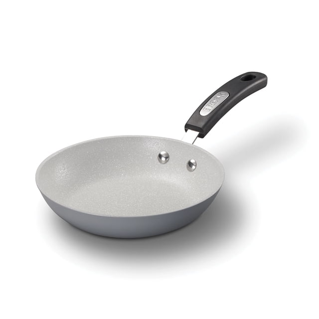 Starfrit The Rock Terra Poêle à Frire Antiadhésive, Diamètre de 8 Pouces, avec Revêtement Céramique Sans PFOA et surface Rock.Tec pour une Résistance Accrue aux Égratignures, base en Aluminium Épaisse pour une Chaleur Uniforme, Poignée Ergonomique Noire avec Étiquette de Marque, Va au Four jusqu'à 350 °F, Va au Lave-Vaisselle, compatible avec les Cuisinières au Gaz, Électriques, en Céramique et Halogènes, Convient Aussi à la Préparation d'Aliments Délicats Nécessitant une Chaleur Douce.