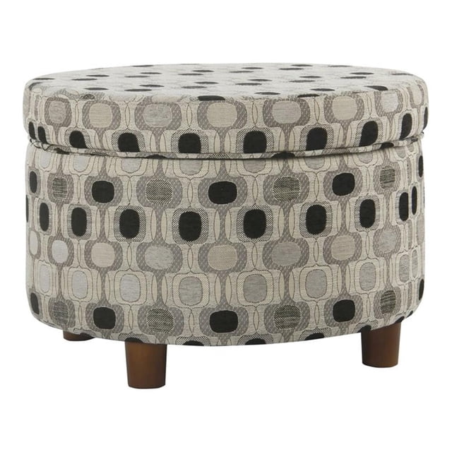 HomePop Rangement Rond Transitionnel en Bois et Tissu Ottoman Multicolore avec Motif Géométrique Texturé Noir et Gris. Ce Grand Ottoman Rond a un Couvercle Relevable pour le Rangement, des Pattes en Bois Effilées à Fini Cerisier Clair, et Mesure 17 Pouces de Hauteur par 24 Pouces de Diamètre. Fait de Contreplaqué de Bois Franc, de Mousse et d'Un Mélange de Tissu Tissé de 35 % de nylon et 65 % de polyester, Offre un Coussin Ferme pour un Soutien durable. Convient aux Salons Ou aux Chambres, Supporte jusqu'à 250 Lb et Est Facile à Assembler et à Nettoyer par Points.