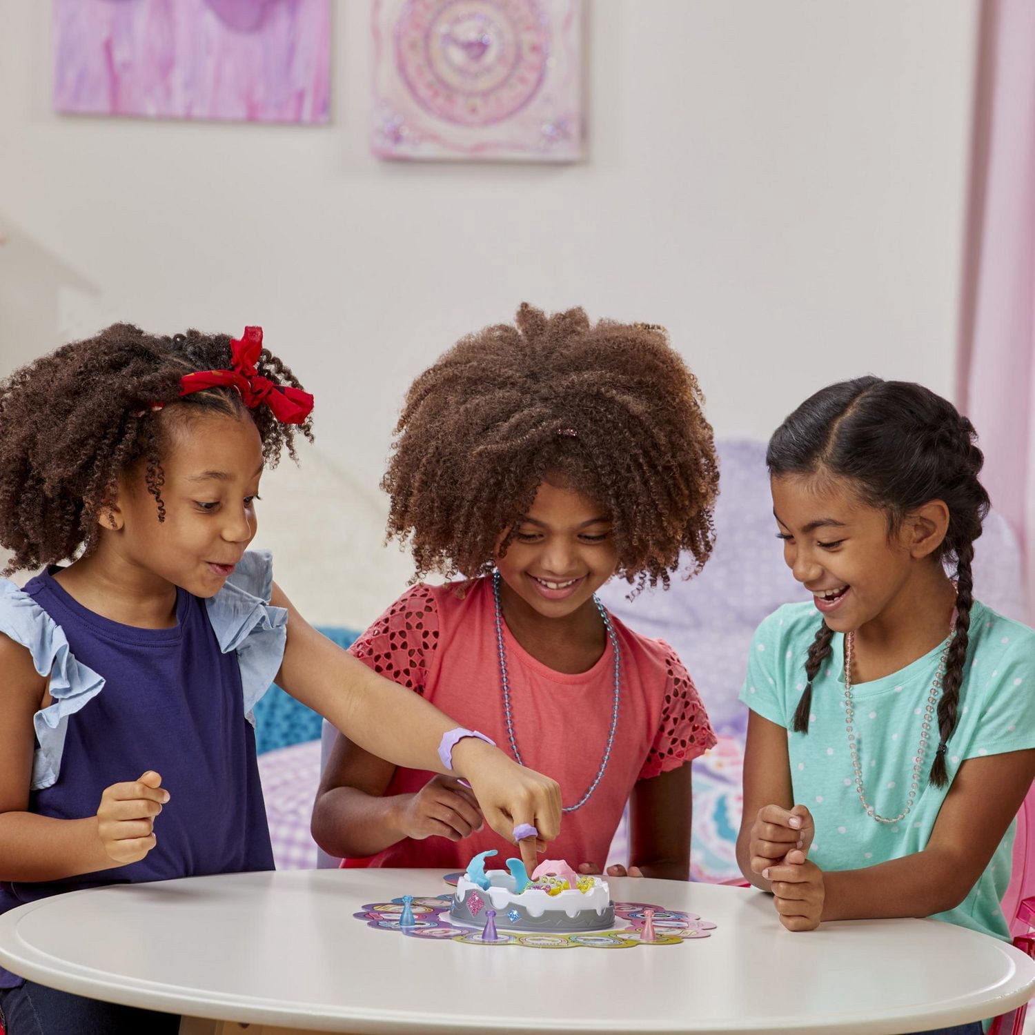 Pretty Pretty Princess, jeu de plateau classique pour se parer de bijoux, pour enfants, à partir de 5 ans, de 2 à 4 joueurs