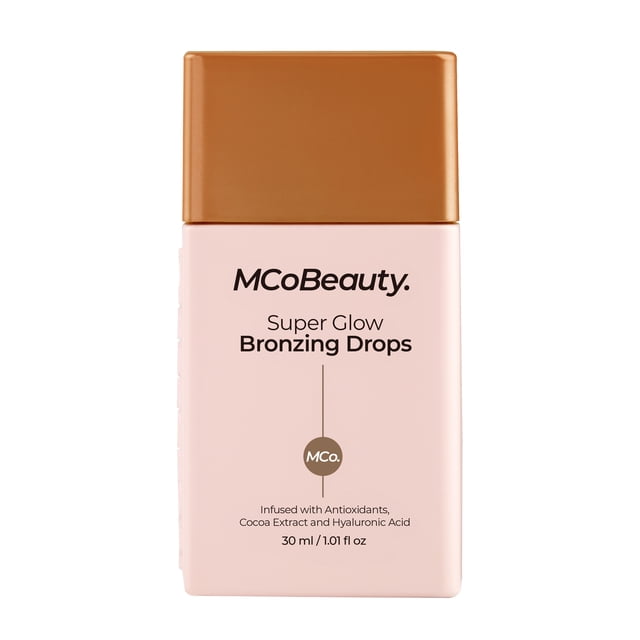 MCoBeauty Gouttes Bronzantes Super Glow dans une Bouteille Rectangulaire Rose Pâle avec un Bouchon en bronze Mat, Étiquetées 30 ml (1.01 fl oz), Infusées d'Antioxydants, d'Extrait de Cacao et d'Acide Hyaluronique, Conçues pour Se Marier avec des Produits de Soins de la Peau pour un Éclat Doré Naturel sur le Visage et le Corps.