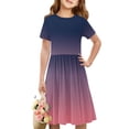 thumbnail image 1 of Été jusqu'à 65 % de Rabais Iumwxz Robe Décontractée Trapèze Robe Tunique pour Adolescentes Robes Col Rond Dégradé Graphique Robe à Manches Courtes pour Enfants Robes Tendance pour Costume 4-14 Ans, 1 of 7