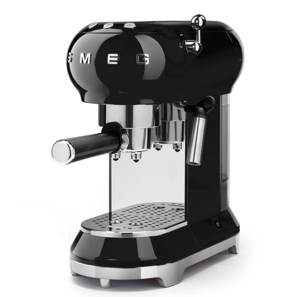 Smeg Machine à Espresso Noire ECF01 BLUS