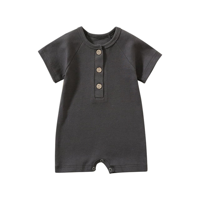 Birdeem Barboteuse T-Shirt à Manches Courtes Unie pour Tout-Petits Filles Garçons en Gris Foncé. Comprend une Patte de Boutonnage avant, des Manches Courtes et des Boutons-Pression au Bas pour des Changements de Couche Faciles. Faite d'Un Mélange Respirant de Coton et de polyester, Idéale comme Cache-Couche pour Bébé Ou Tenue d'Été pour Âges 0-24 Mois.