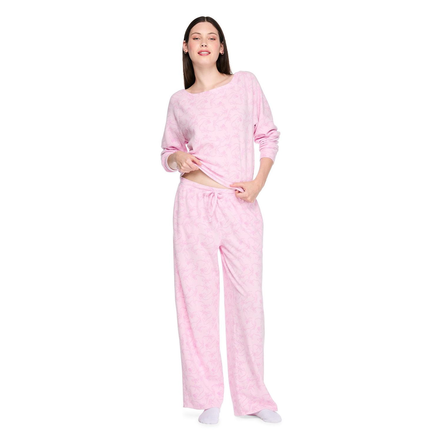 No Boundaries Women's Two Piece Pajama Set