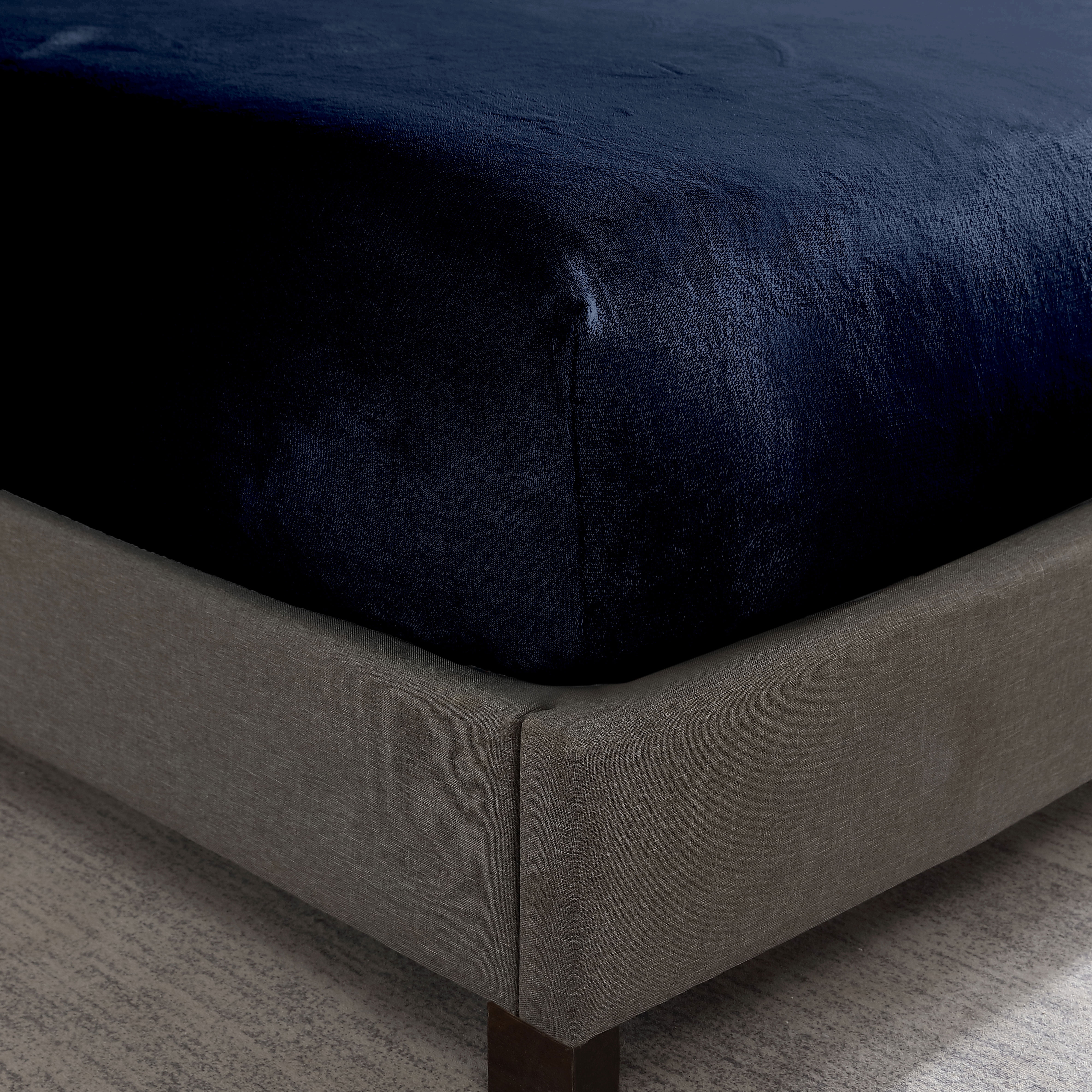 Swift Home Drap-housse de luxe 1 pièce en flanelle peluche, ultra-doux, poche profonde, chaleur toutes saisons, lit simple (Twin), Marine