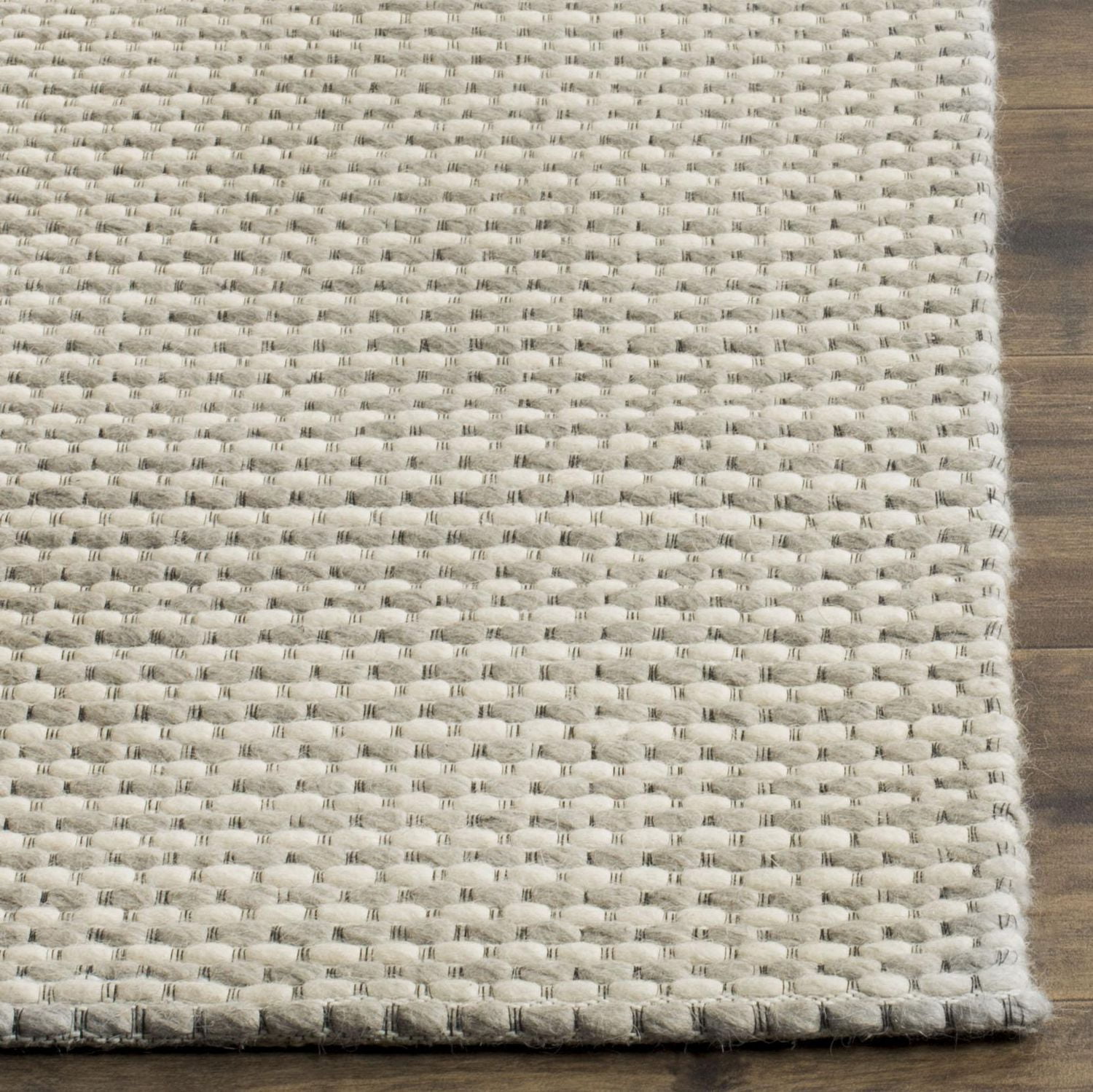 Safavieh Natura Corine Braided Area Rug, Silver / Ivory, 6' X 9'