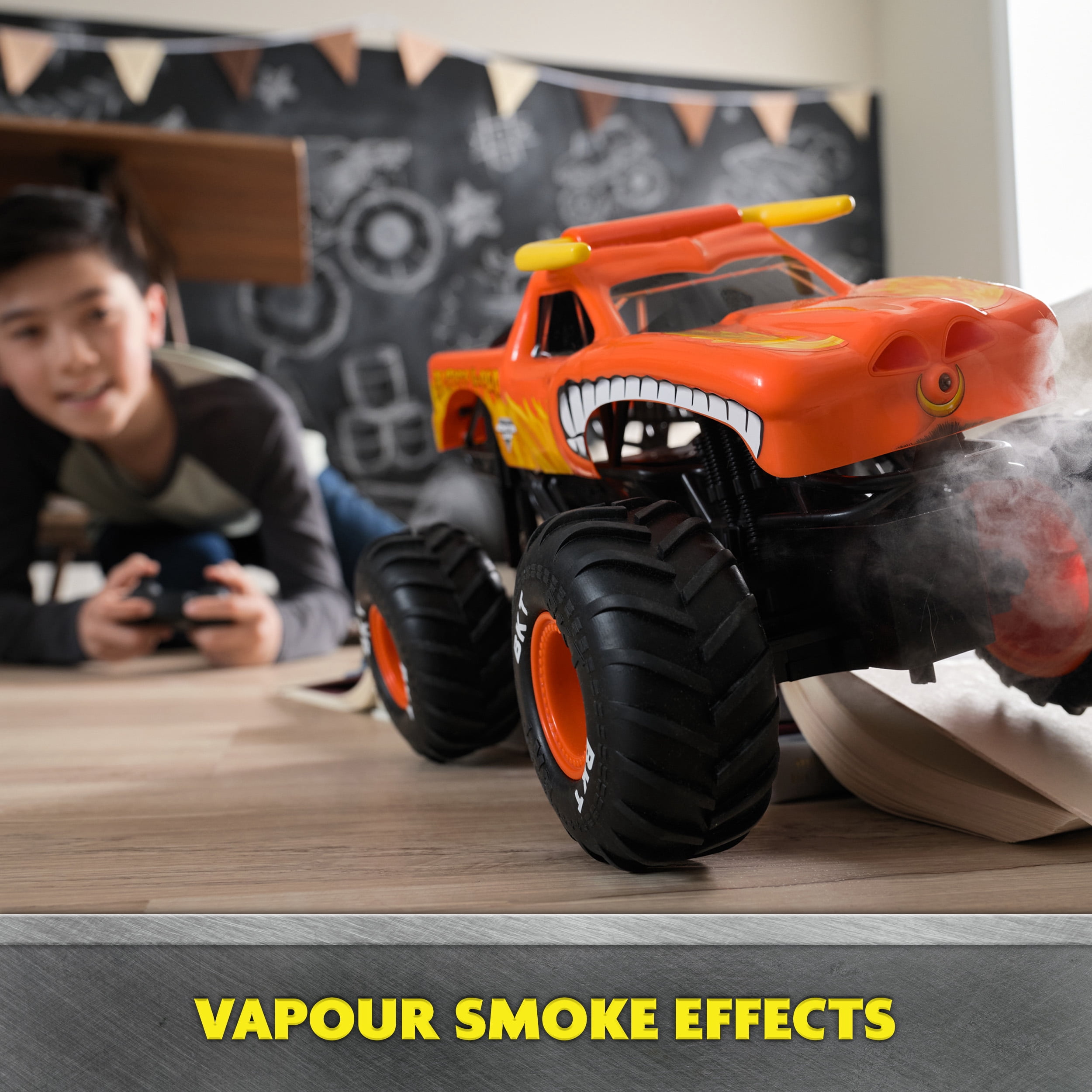 Monster Jam, Monster truck El Toro Loco RC avec brumisateur à effets de fumée, échelle 1:15, jouets pour garçons et filles à partir de 3 ans