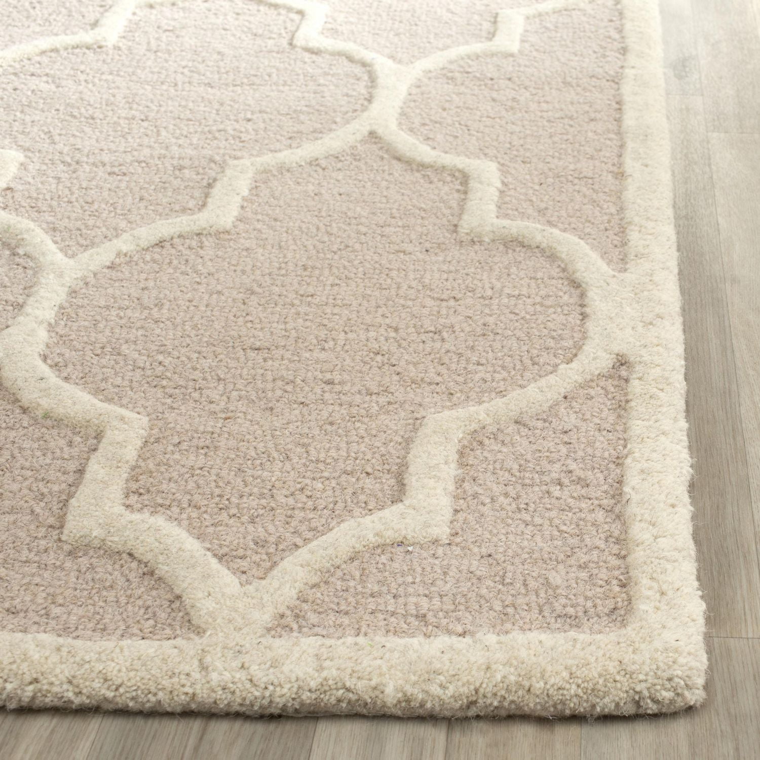 Safavieh Cambridge Kevin Geometric Area Rug