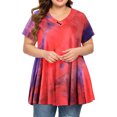 thumbnail image 4 of Héliisoer Plus Tops Taille Femmes Tie-dye Print Manches Courtes V-neck Blouse Plissée, 4 of 9