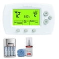 thumbnail image 4 of Honeywell TH6220 FocusPro 6000 Thermopompe Programmable 5-1-1 avec Trousse et 4 Piles AA, 4 of 4