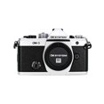 thumbnail image 2 of OM SYSTEM OM-3 Appareil Photo Sans Miroir Argent Ensemble, 2 of 7