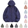 thumbnail image 1 of Maqroz Veste de Soleil pour Homme UPF 50++ à Capuche à Fermeture Éclair Intégrale Protection UV SPF Rafraîchissante Légère avec Poches Été Ajustable Séchage Rapide Veste de Sport de Piste Randonnée Pêche Plein Air Bleu Foncé L, 1 of 5