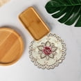 thumbnail image 4 of Oleegame Ensemble de 4 Napperons Ronds Floraux Blancs Brodés en Dentelle Rose, 4 of 6
