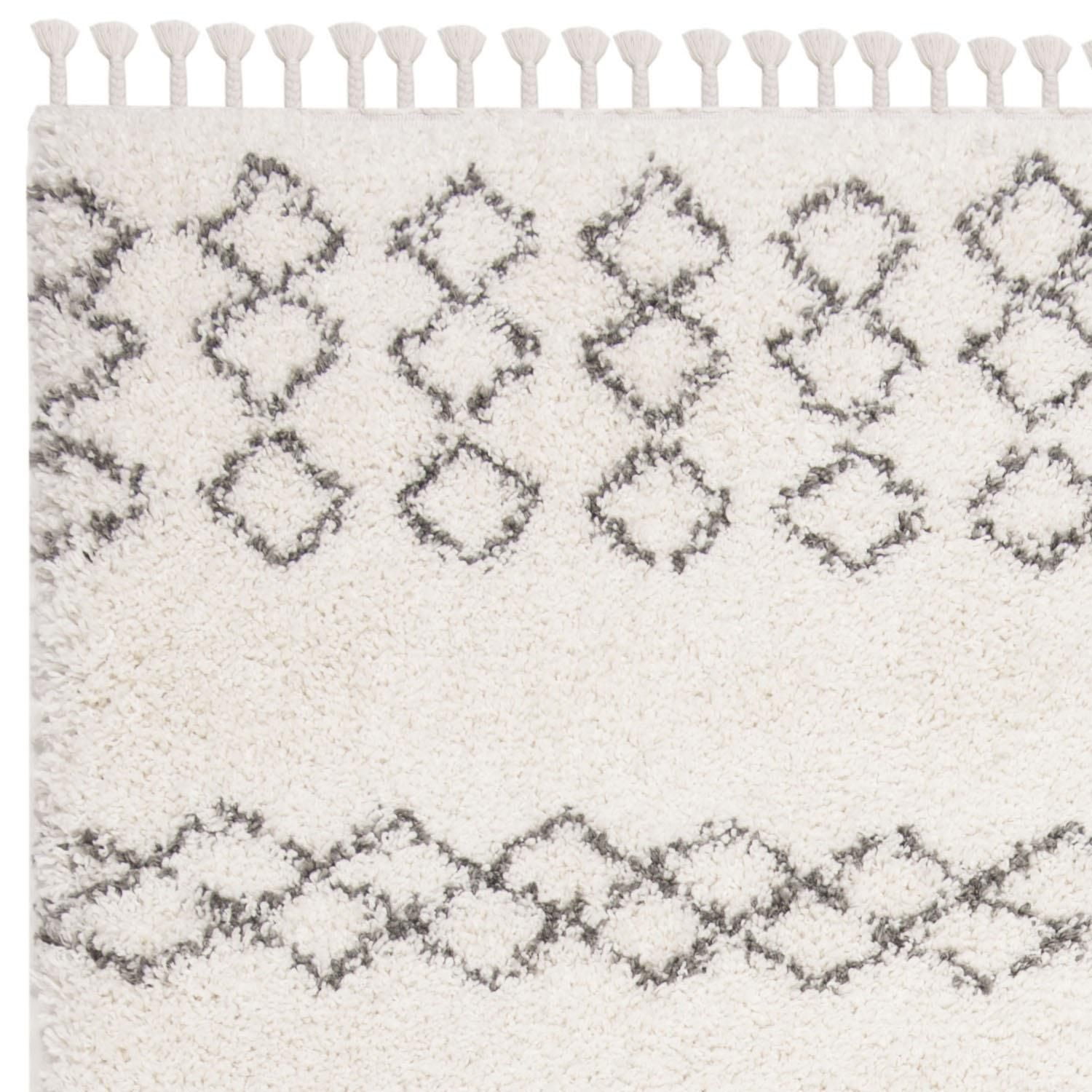 Safavieh Moroccan Fringe Scarlett Geometric Shag Area Rug