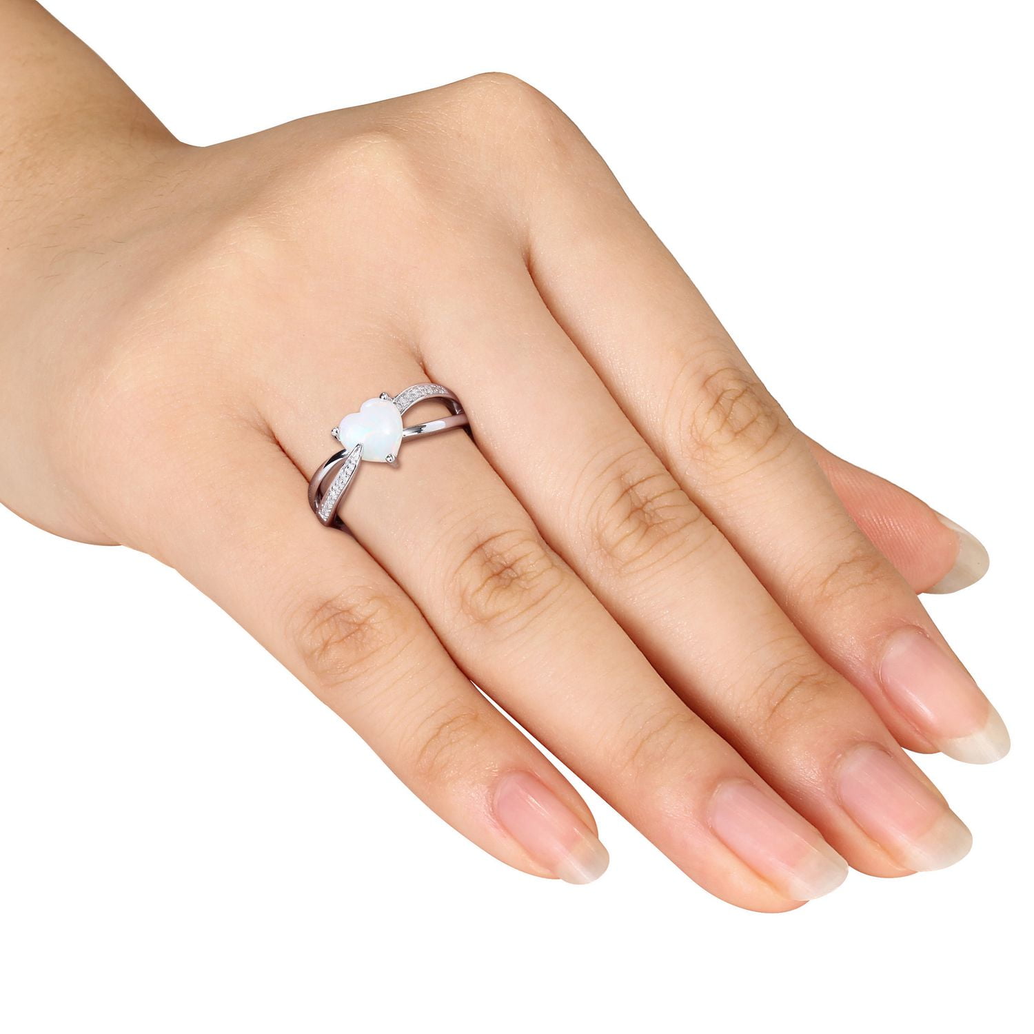 Bague avec opale en forme de cœur 0,88 ct PBT et accents de diamants en argent sterling