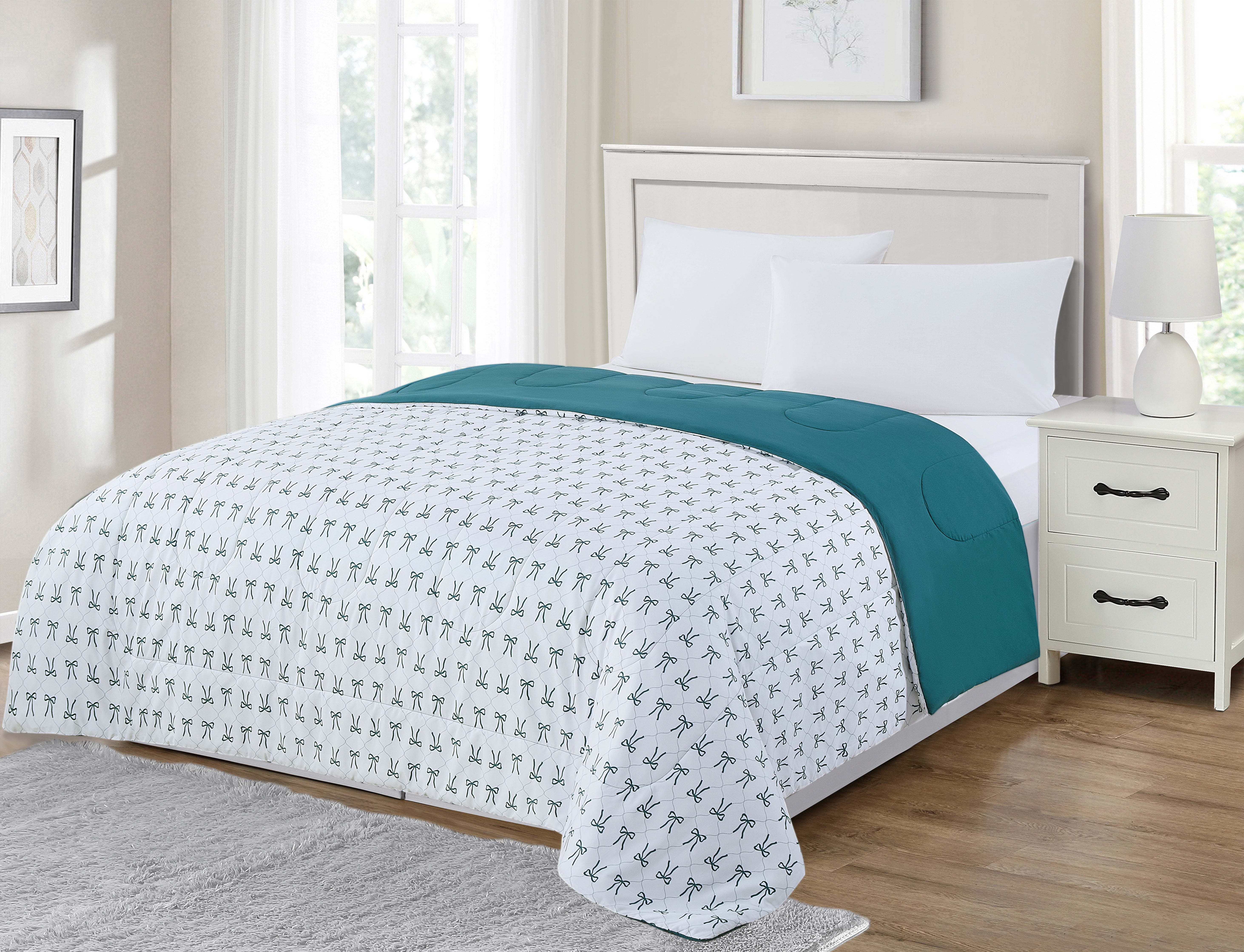 Mainstays Bows Reversible Comforter D/Q