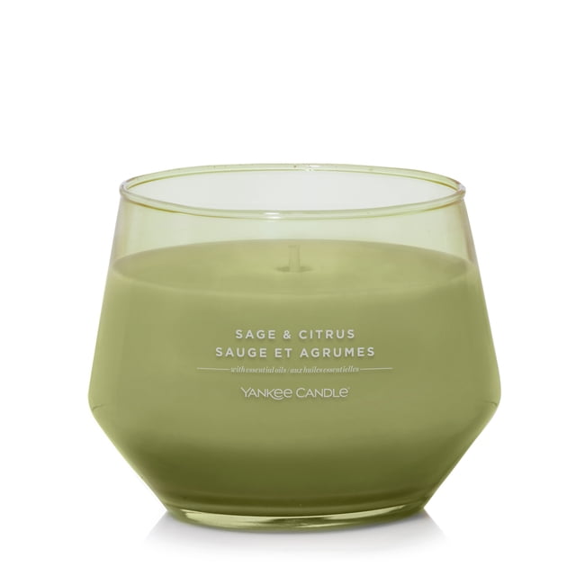 Yankee Candle Bougie Parfumée, Sauge et Agrumes, 10 oz, Collection Studio, dans un Pot en Verre Vert Translucide avec une Mèche en Fibre Naturelle et un Mélange de Cire de Soya de Qualité Supérieure, Alliant des Parfums Aromatiques de Sauge, d'Agrumes, de Citron et de Lavande Séchée pour une ambiance Maison Rafraîchissante et Équilibrée avec jusqu'à 50 Heures de Combustion.