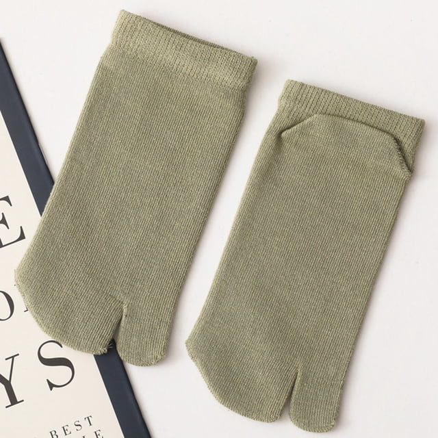 Green Socks 1 Pcs Socks Split Toe Design Separates Toes Bunion and A Bunion Pad Toe Friction and Hallux Valgus