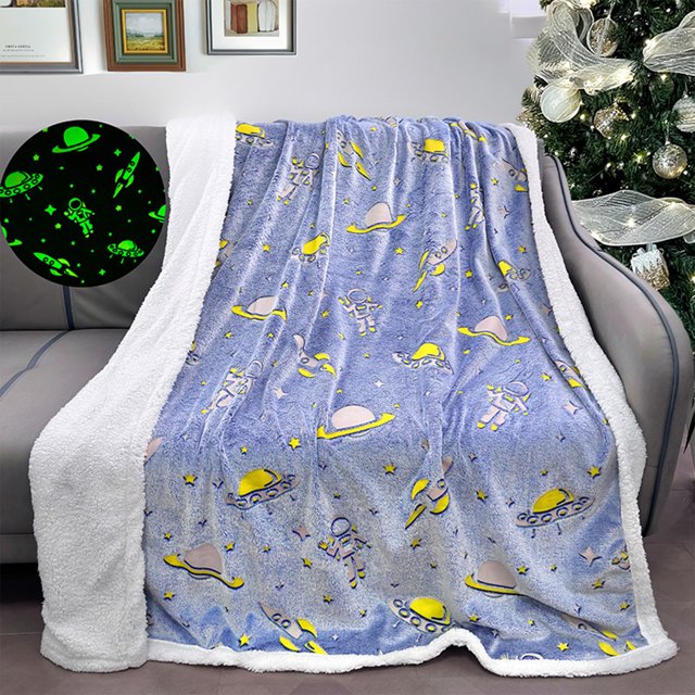 Chmadoxn Throw Blanket, Throw Blanket for Couch ELgant Reversible And Flannel Fleece Winter Throw Soft And Cozy Holiday Decorative Throw For Lounging Winter Throw