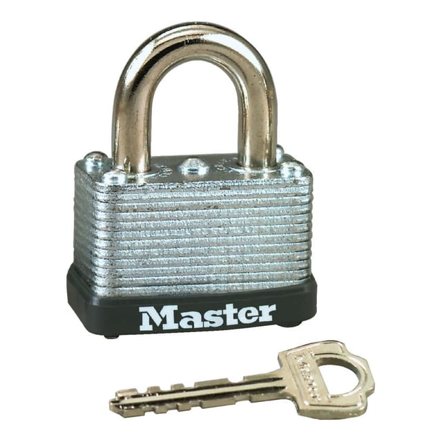 Cadenas Maître 1-1/2” en Acier Laminé avec Garde, Cadenas en Acier Laminé compact Orienté vers l'Avant avec Manille en Acier visible; les Spécifications du Produit Indiquent un Mécanisme de Verrouillage Garde et une Forte Résistance aux Coupures; Indiqué sur un Loquet d'Abri, Convient aux Portails, Coffres à Outils et Souvent Utilisé pour Sécuriser des Boîtes à Outils Portatives.