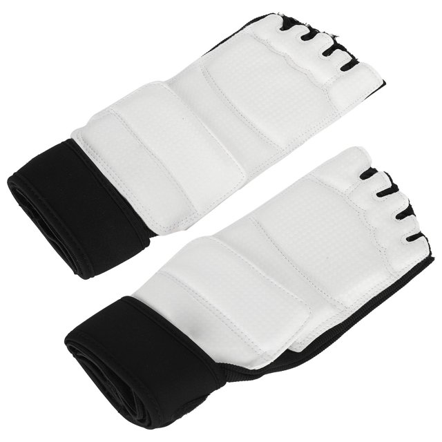 Training Foot Guard, Exquisite Design Thickening Effective Protection Ankle Support Durable For Ankle Black And White M 21.5x9x2cm
