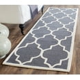 thumbnail image 1 of Safavieh Cambridge Kevin Geometric Area Rug, 1 of 3