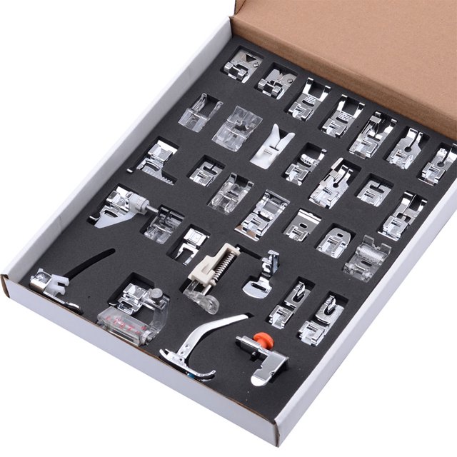 Ensemble de 32 Pcs de Pieds-Presses pour machine à Coudre, Compatibles avec des machines à Coudre Domestiques comme Brother. Comprend Divers types Tels Que le Presseur à Fermeture Éclair, le Presseur à Rouleau en Cuir et le Presseur à Ouverture Transparente. Fabriqué en Métal durable, Résistant à l'Abrasion et Facile à Installer Sans Outils Spéciaux. Présenté dans une Boîte Doublée de Mousse pour un Rangement Organisé.