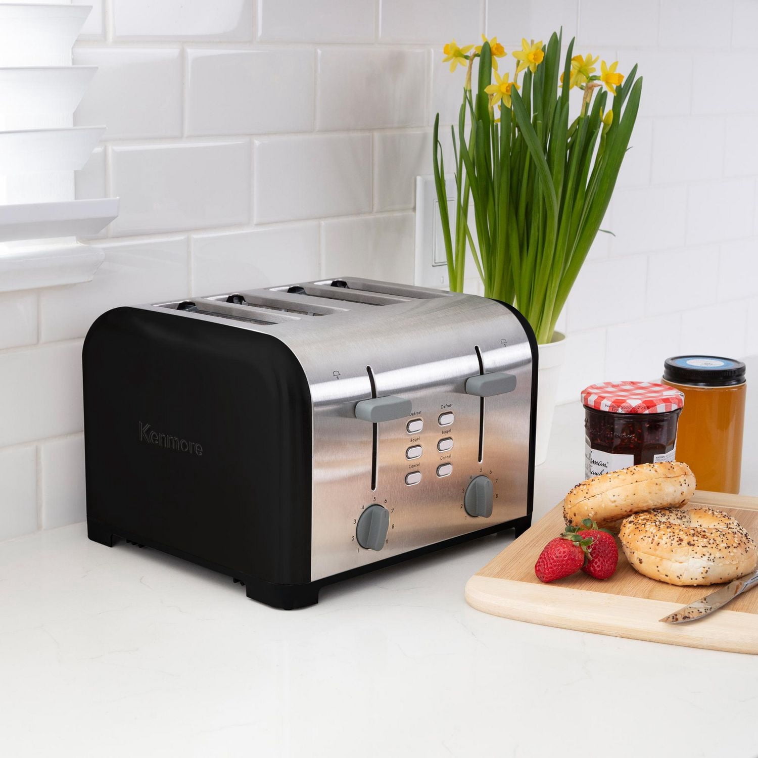Kenmore Grille-pain 4 tranches en acier inoxydable, commandes doubles, fentes extra larges, 9 niveaux de brunissage pour griller et bagels