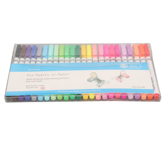 Marqueurs Graffiti, 24 Pcs Marqueurs pour Tissu à Pointe Fine pour Écrire, Affichés dans un Étui en Plastique Transparent. l'Ensemble Comprend 24 Couleurs Vibrantes Adaptées à la Peinture sur des Tissus comme le Coton et le polyester. les Marqueurs Sont à Séchage Rapide et Produisent des Effets Vifs et Éclatants. l'Emballage Met en Valeur Leur Utilisation pour Tissu Ou Papier et Comprend des Informations de Sécurité.