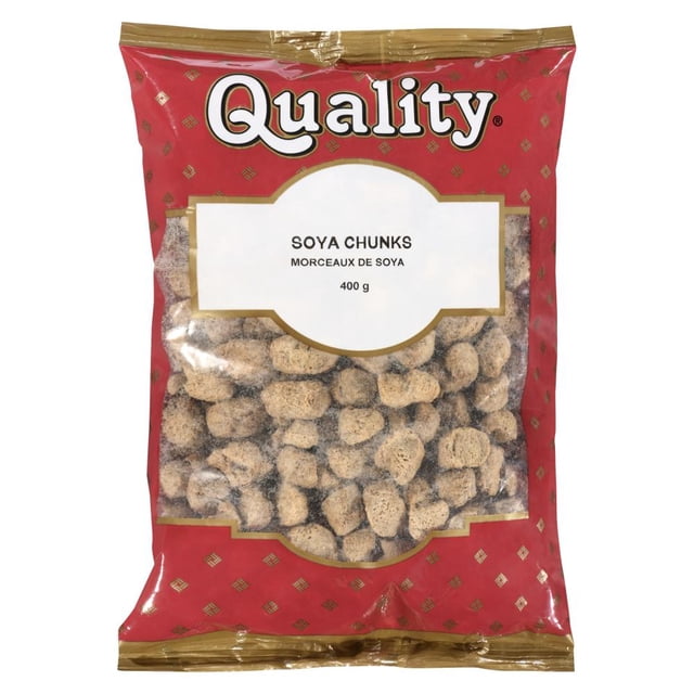 Quality Soya Chunk / Wadi 400 Gram package showing beige, porous dried soya chunks through a clear window on a red and gold bag, a cholesterol-free, high-protein plant-based protein source used as a vegetarian meat substitute in Indian cuisine, ideal for absorbing spices and gravies.