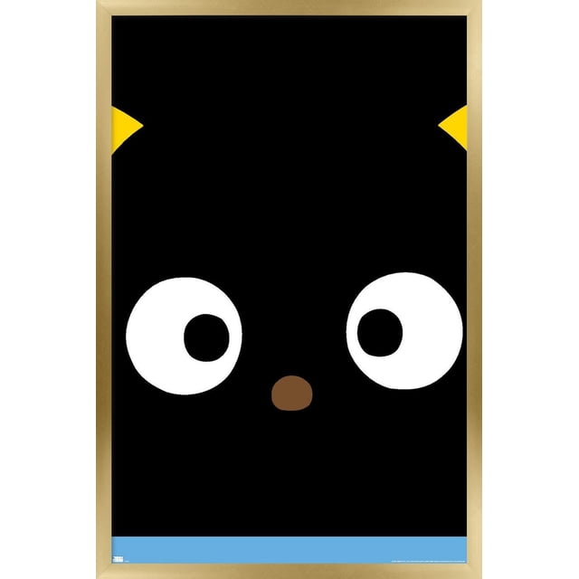 Hello Kitty and Friends - Affiche Murale Gros Plan de Chococat, 22,375 Pouces x 34 Pouces, Présentant un Gros Plan Centré du Visage Noir de Chococat avec de Grands Yeux Blancs, un Petit Nez Brun et des Oreilles Jaunes sur Papier d'Affiche Lustré avec un Cadre Doré, Convient pour Décorer des Chambres, des Bureaux Ou des Résidences Étudiantes.