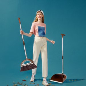 Wzzjkit Ensemble de balais et de distillateurs, balais à l'intérieur 180 Balles rotatives de rangement debout de type Buckle et ensemble de pans de poussière avec scraping dents et racleur nettoyage pour la maison, balais avec ensemble de combo de pan de poussière