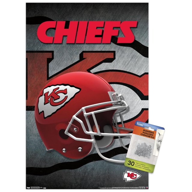 NFL Kansas City Chiefs - Affiche Murale de Casque 16, 22,375 Po x 34 Po Présentant un Casque de football Rouge avec le logo KC Blanc et Rouge en Pointe de Flèche sur le Côté, sur Fond Métallique Brossé avec Grand Texte et logo des Chiefs, Comprend 30 Punaises Transparentes pour le Montage, Convient pour Décorer les Chambres de Fans de Sport Ou les Dortoirs.