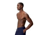 thumbnail image 4 of Short de bain 16 po de couleur unie Speedo pour hommes, 4 of 6