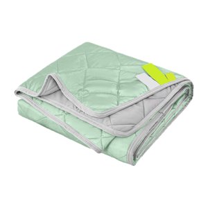 Cool Feeling Silk Fiber Summer Comforter Summer Cooler Gift Comforter Conditioner Comforter Solid Color