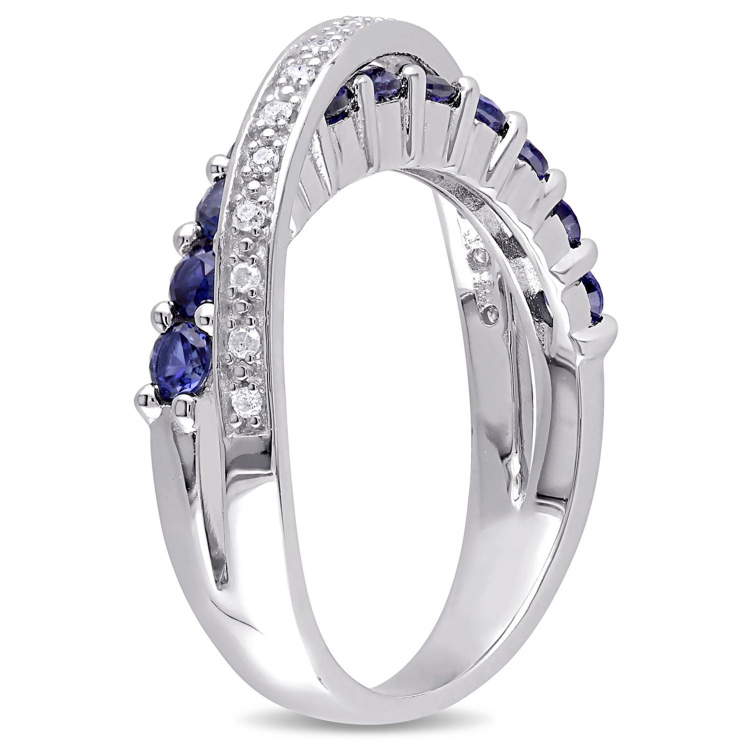 Bague croisée Tangelo avec saphirs bleus synthétiques 1 CT PBT et diamants 1/10 CT poids total en argent sterling